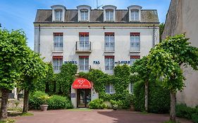 Hotel Val De Loire